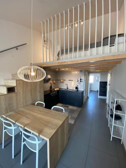 Ebli Seaview Apartment Pula